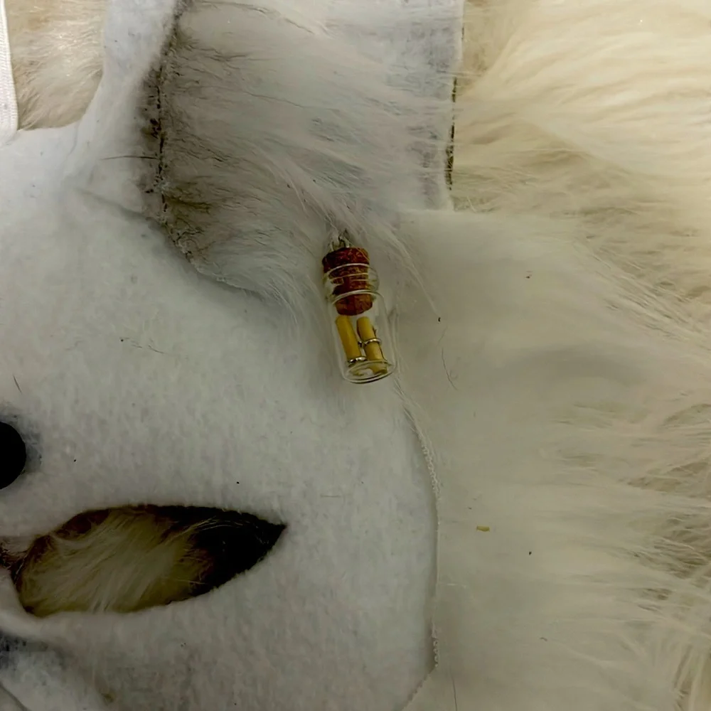 Therian mask, husky/wolf, acrylic paint, cardboard, paper cat mask, mask, felt